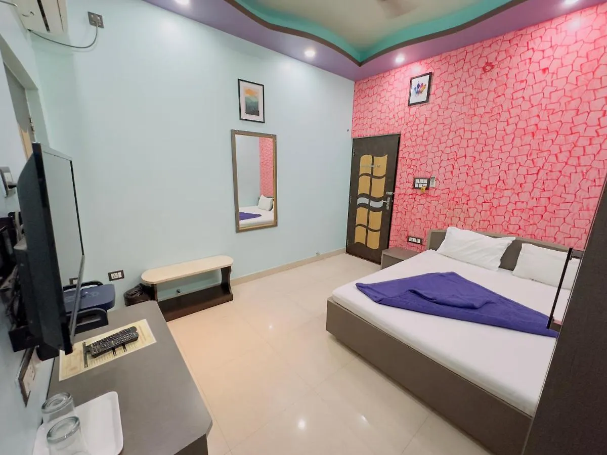 Hotel Sai Palace P.G. House فاراناسي