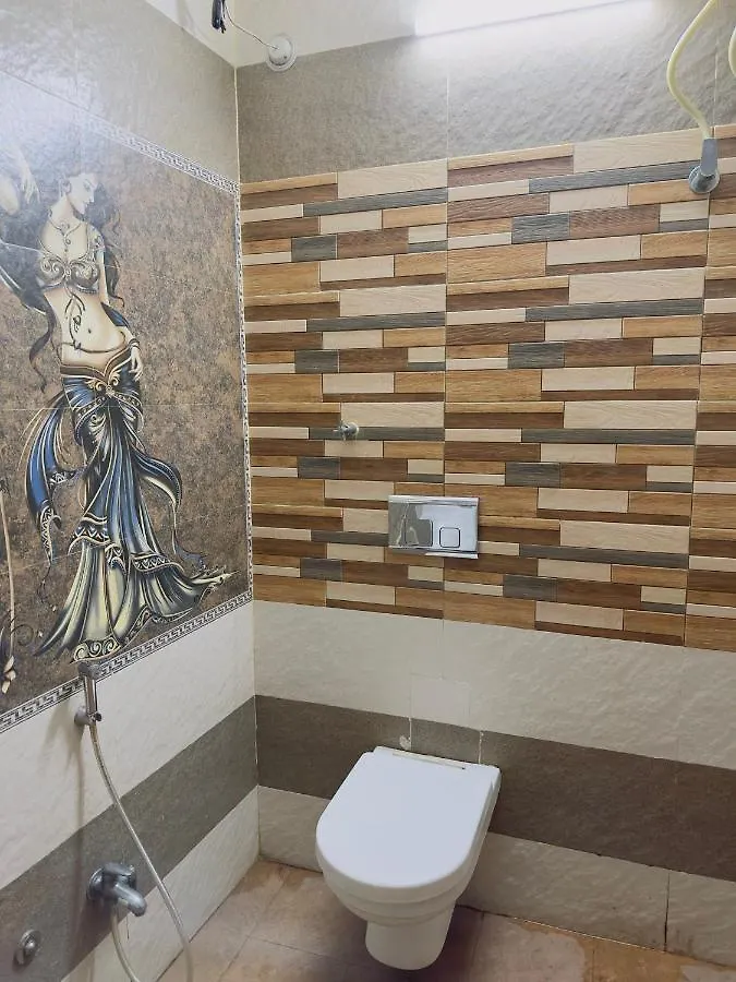 Hotel Sai Palace P.G. House فاراناسي 3*,
